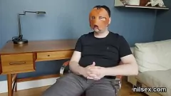 Afspelen Ondeugende lieverd laat haar strakke kontgat verwoesten in een hardcore bdsm-gesticht voor een pijnlijke behandeling