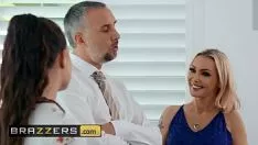 تشغيل وقحة شقراء تمارس الجنس مع زوج صديقتها
