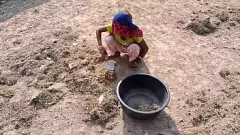 Oynat Sıcak desi karısı evde sert becerdin alır