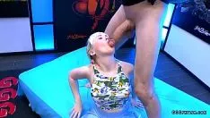 Redare Blonda sexi ia pula in pizda cu ejaculare faciala maxima